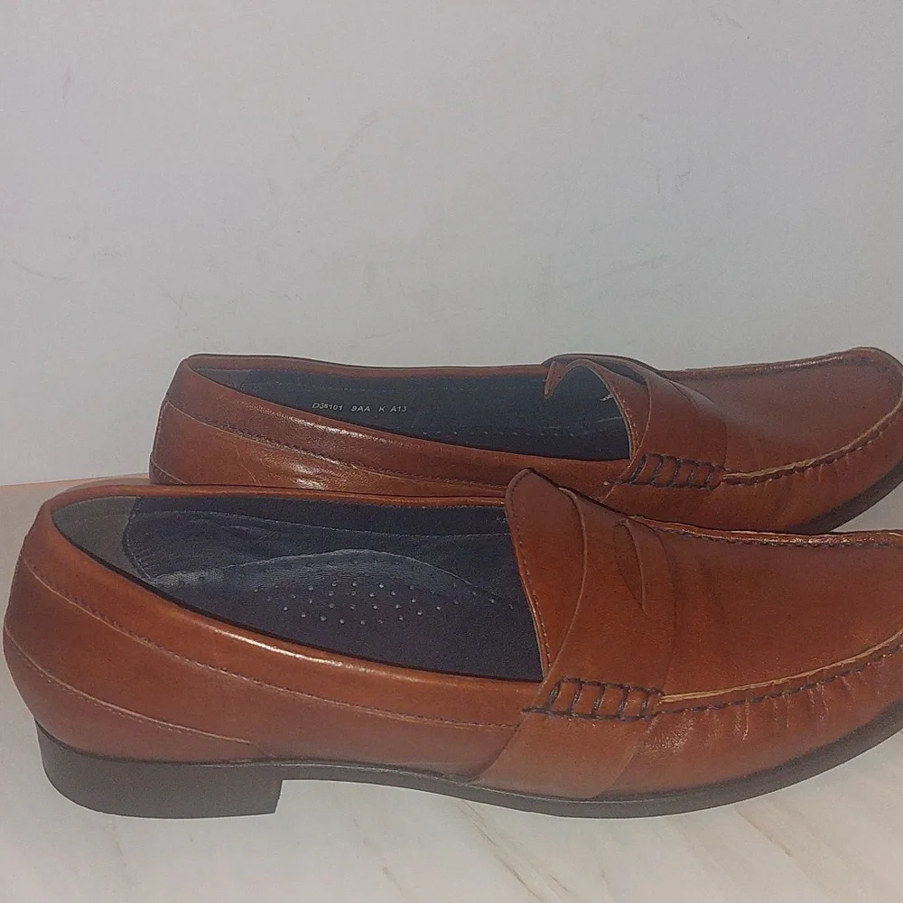 Cole Haan elegant brown